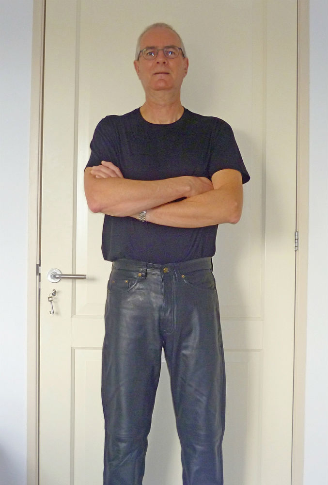 Meester Zoekt Slavin. Kinky, Extreme & Bizarre Sm