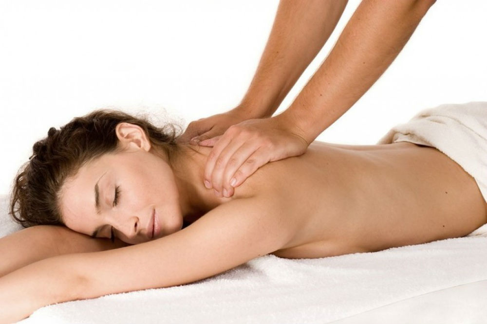 Dames Laat Je Eens Verwennen Met Een Erotische Massage