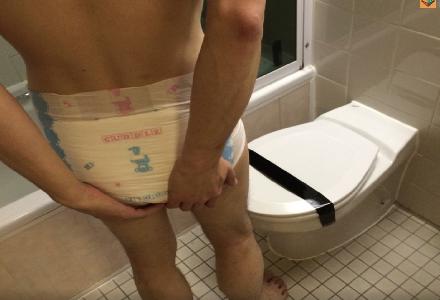 LUIERS Boy Zoekt Vernedering Luiersex