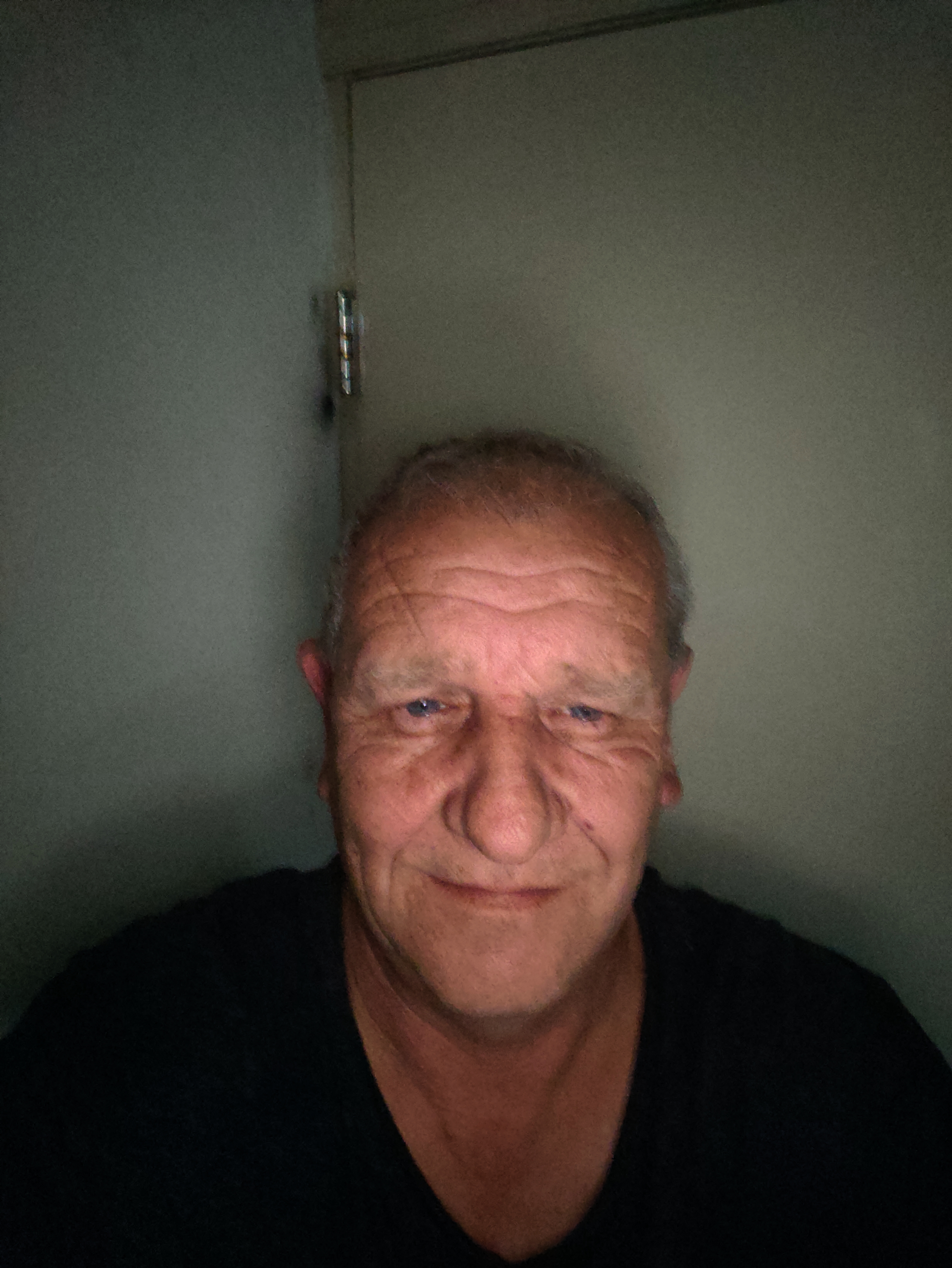 Oudere Man Zoekt Sexdate(s)