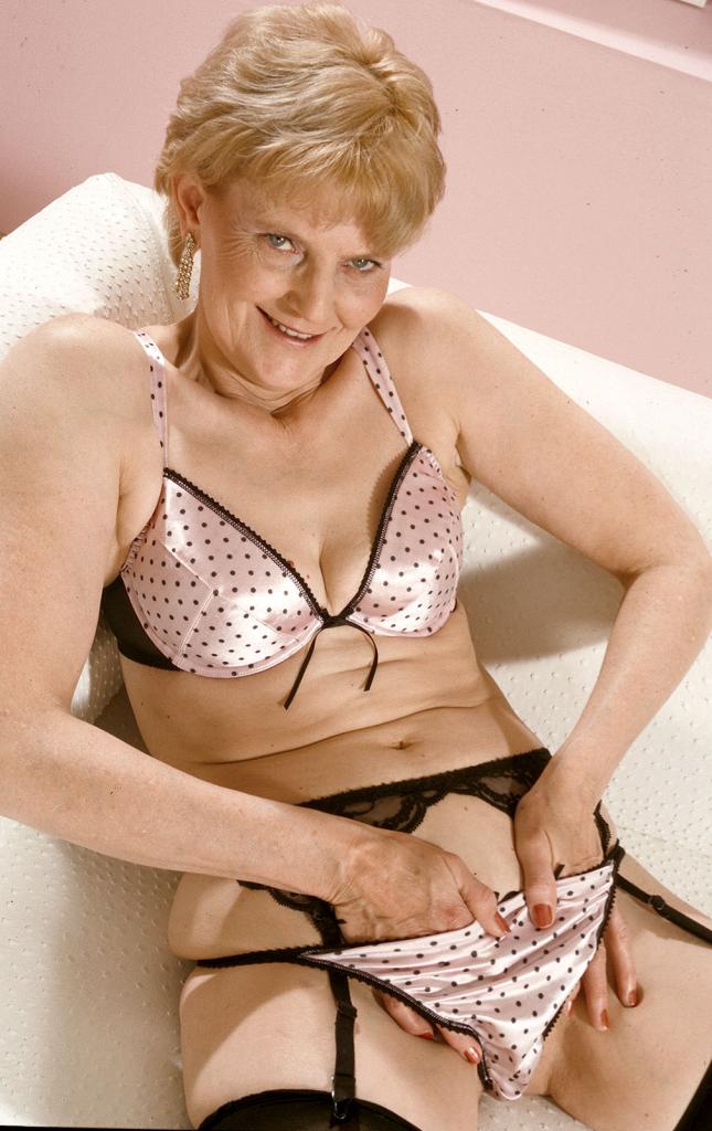 Zin In Een Blind Date Met Mij? Vrouw Zoekt Man