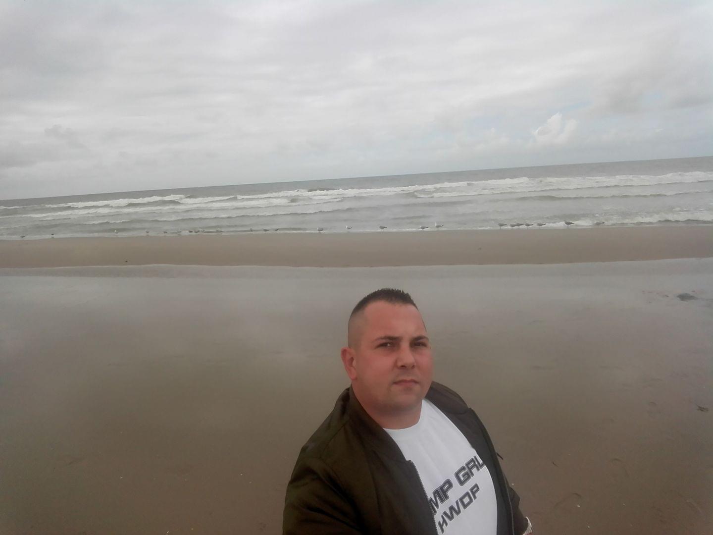 DAMIAN Vrouw Zoekt Man