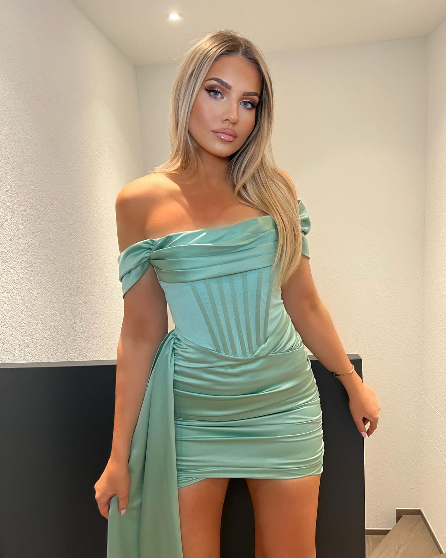 Escort Service Amstelveen Escort & Hotel Ontvangst