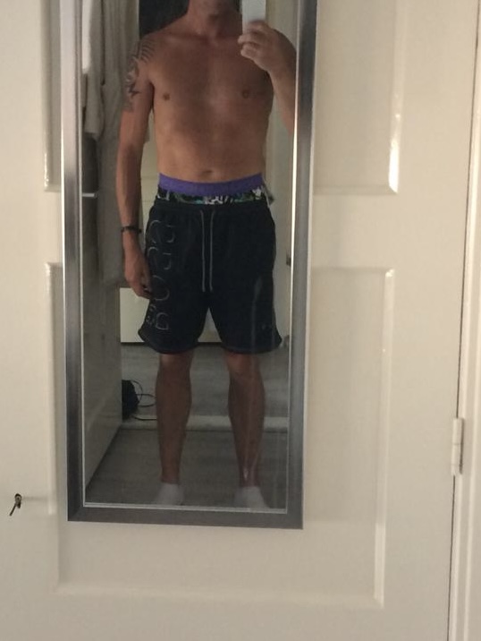 Zoek Geile Vrouw/dame Die Me Pik Heerlijk In Der Handje En Mondje Neem Terwijl Ik Je Kutje Lekker Verwen Pijpen