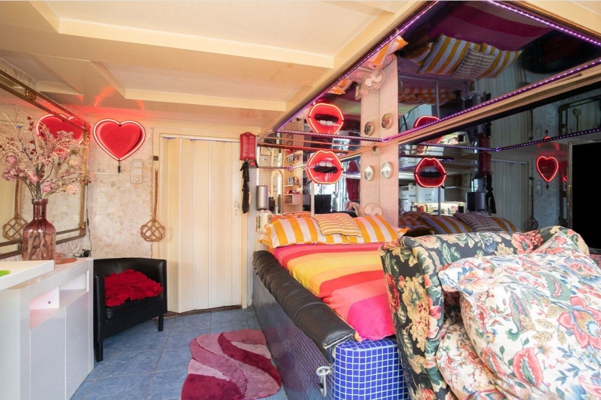 Kamerverhuur / Room For Rent Ook Discreet Dames Gevraagd