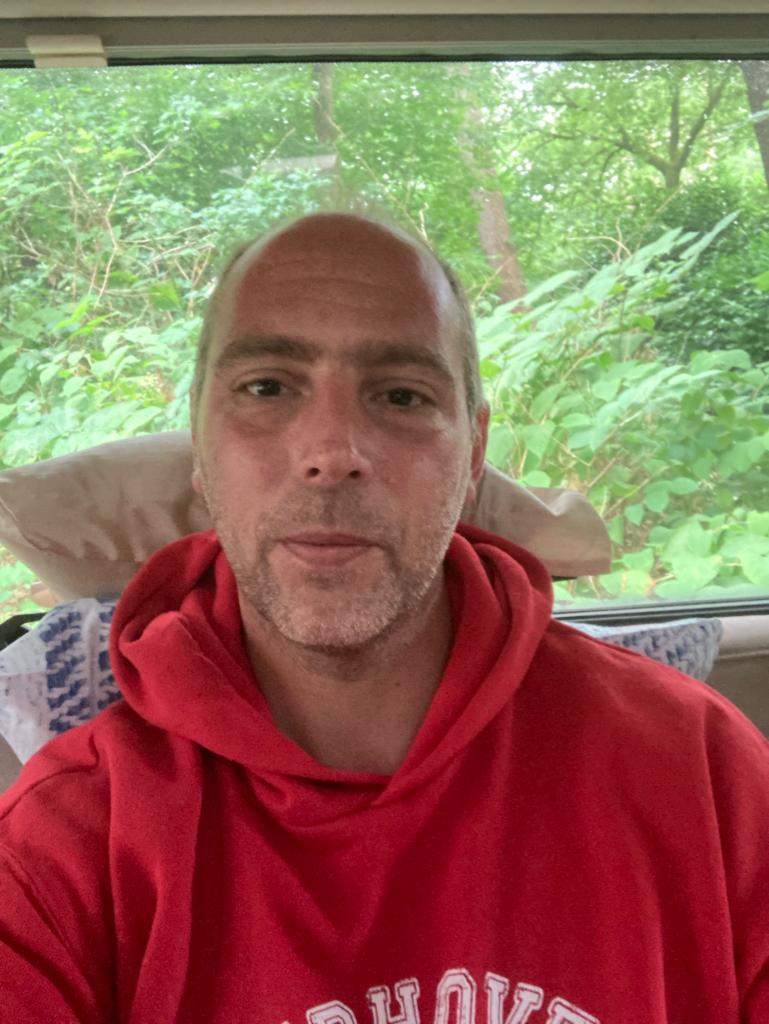 Lang Alleen, Help! Man Zoekt Vrouw