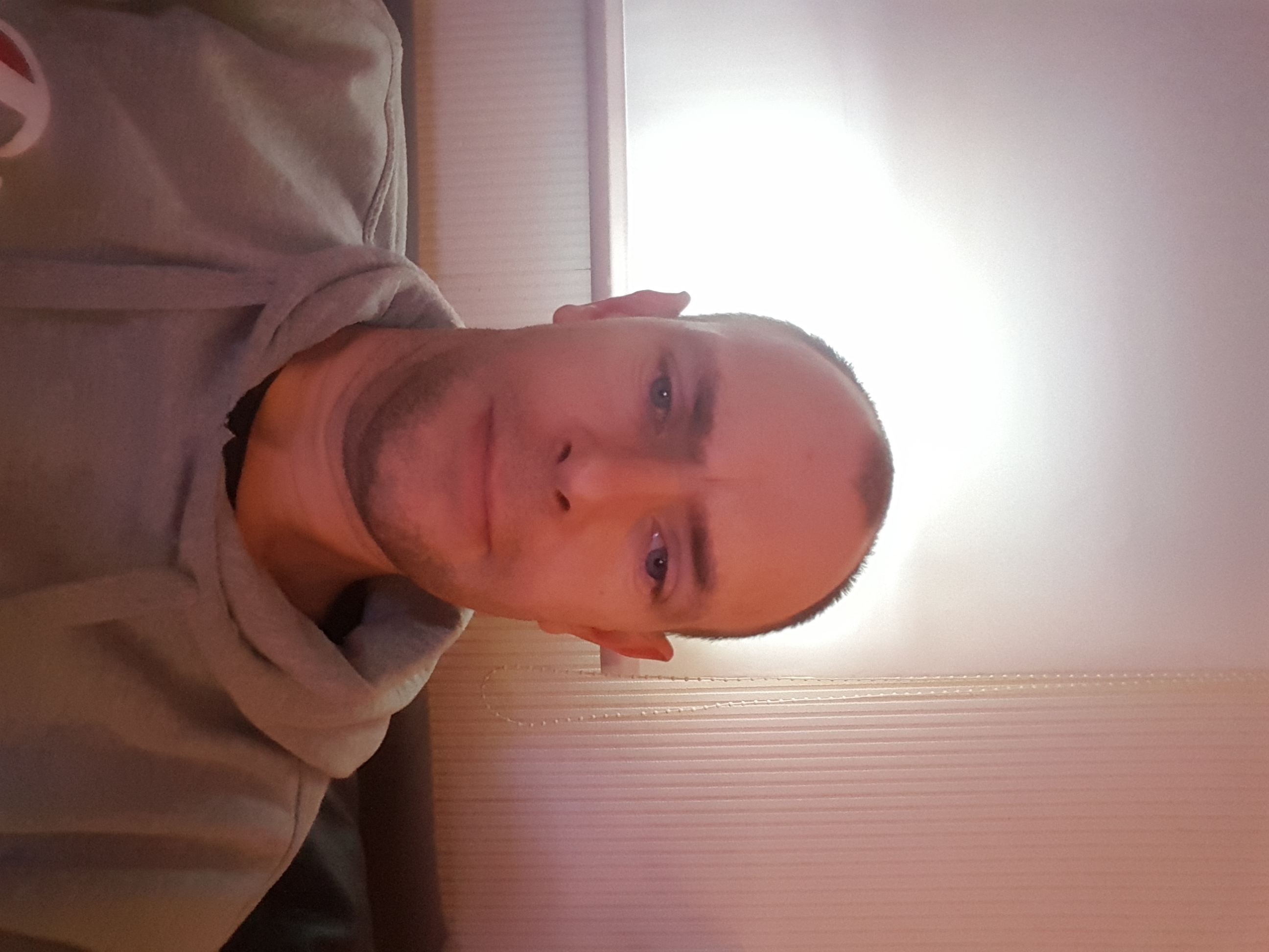 Man Van 45 Zoekt Leuke Vrouw Voor Een Avondje Sex Man Zoekt Vrouw