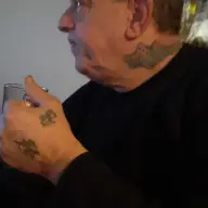 V/v/m Trio Man Zoekt Vrouw