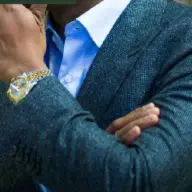 Zakenman Zoekt Erotische Massage, U Wordt Goed Betaald! Betaald Contact Gezocht