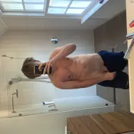 Op Zoek Naar Een Leuke Jonge Bull? Cuckolding