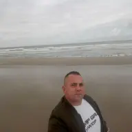 DAMIAN Vrouw Zoekt Man