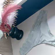 Gedragen Strings En Sokken Fetish