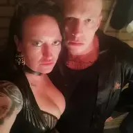Mega Extreem En Dominant Stel, Cigarboss En Goddes Vera Dominant Aangeboden